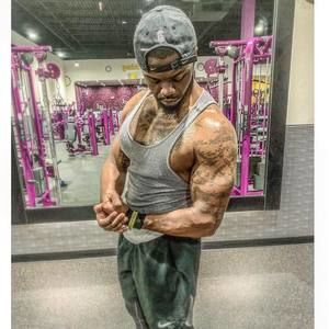 Meet your Posher, Johnathan